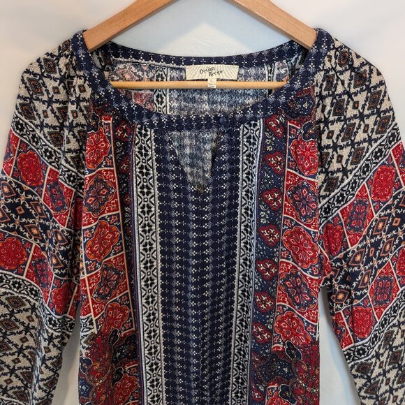 Design Recipe Long Puff Sleeve Keyhole Blouse - Picture 3 of 6